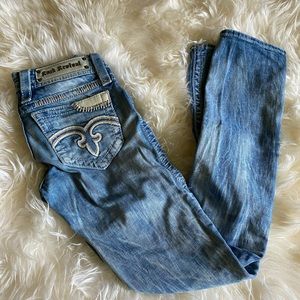 Rock revival straight leg jeans